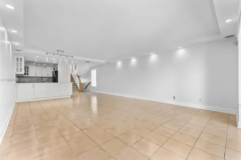 392 Golfview Road North Palm Beach FL 33408