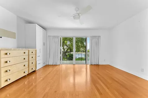 392 Golfview Road North Palm Beach FL 33408