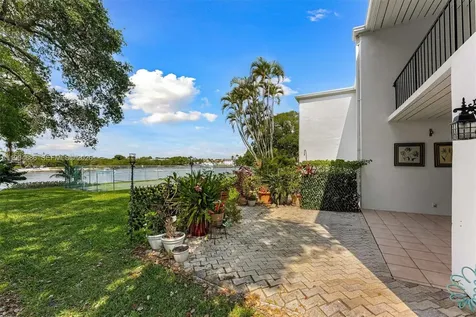 392 Golfview Road North Palm Beach FL 33408