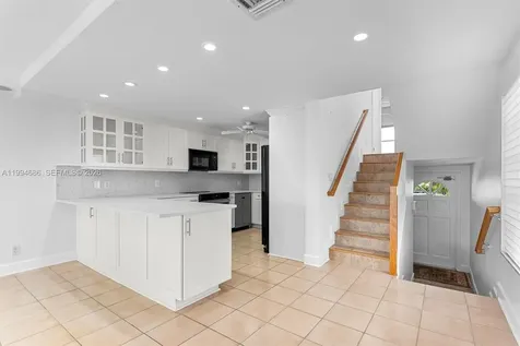 392 Golfview Road North Palm Beach FL 33408