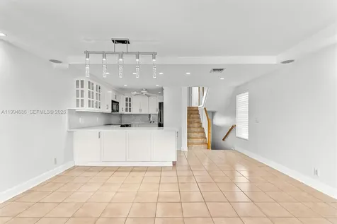 392 Golfview Road North Palm Beach FL 33408