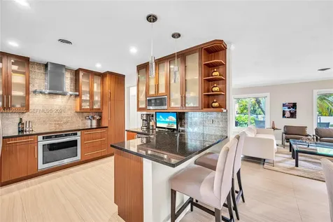 8541 SW 87th Court Miami FL 33173