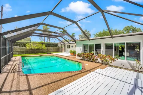 8541 SW 87th Court Miami FL 33173