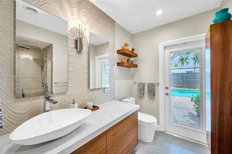 8541 SW 87th Court Miami FL 33173