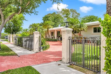 8541 SW 87th Court Miami FL 33173