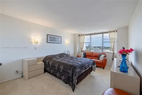 3180 S Ocean Drive Hallandale Beach FL 33009
