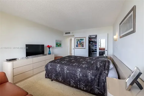 3180 S Ocean Drive Hallandale Beach FL 33009