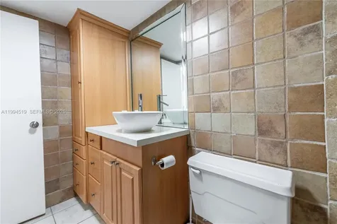 3180 S Ocean Drive Hallandale Beach FL 33009