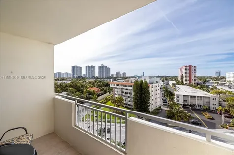 3180 S Ocean Drive Hallandale Beach FL 33009