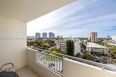 3180 S Ocean Drive Hallandale Beach FL 33009