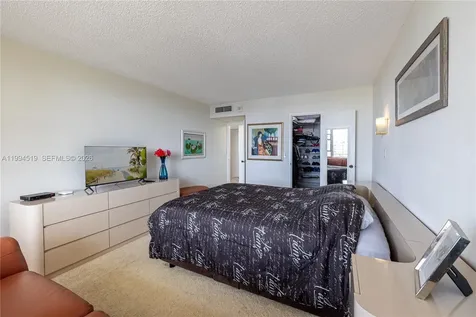 3180 S Ocean Drive Hallandale Beach FL 33009