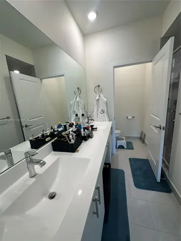 8001 NW 41st Street Doral FL 33166