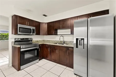 6121 SW 40th Court Miramar FL 33023