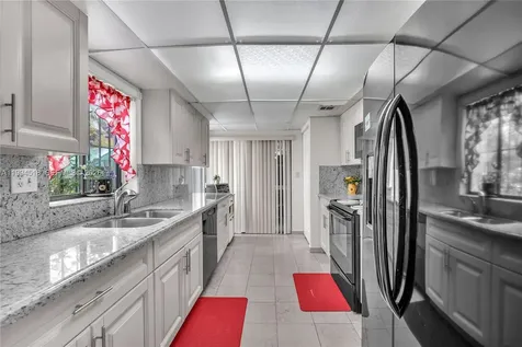1321 SW 124th Court Miami FL 33184
