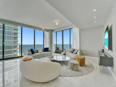 17901 Collins Sunny Isles Beach FL 33160