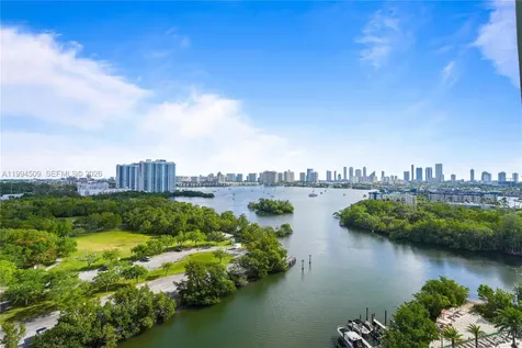 16385 NE Biscayne Boulevard North Miami Beach FL 33160