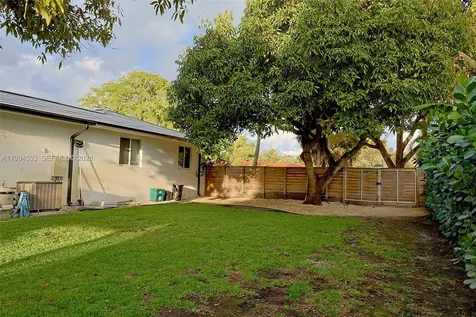 10804 NW 2nd Avenue Miami Shores FL 33168