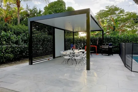 10804 NW 2nd Avenue Miami Shores FL 33168