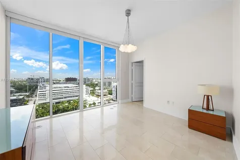 Miami FL 33137
