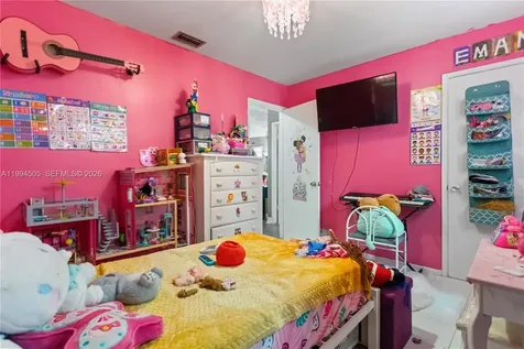 1000 NW 23rd Terrace Pompano Beach FL 33069