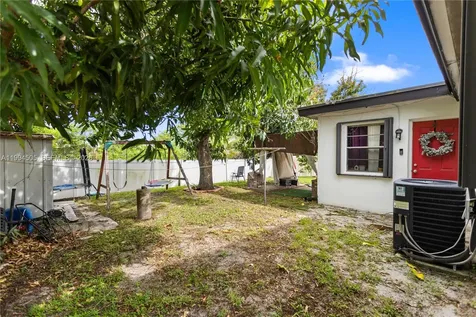 1000 NW 23rd Terrace Pompano Beach FL 33069