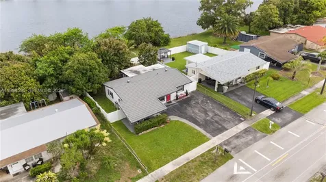 1000 NW 23rd Terrace Pompano Beach FL 33069