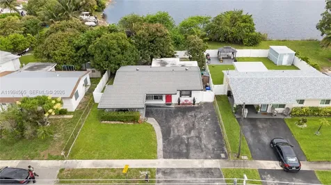 1000 NW 23rd Terrace Pompano Beach FL 33069