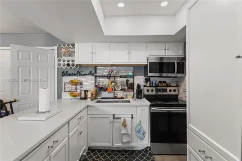 1000 NW 23rd Terrace Pompano Beach FL 33069