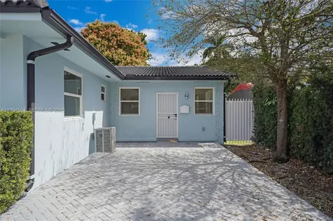 1239 SW 22nd Avenue Miami FL 33135