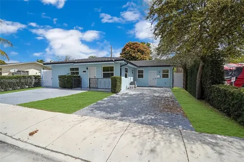1239 SW 22nd Avenue Miami FL 33135