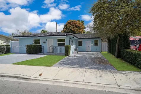 1239 SW 22nd Avenue Miami FL 33135