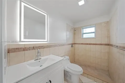 1239 SW 22nd Avenue Miami FL 33135