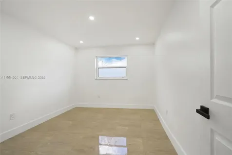 1239 SW 22nd Avenue Miami FL 33135