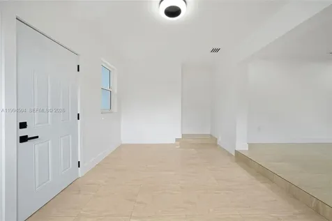 1239 SW 22nd Avenue Miami FL 33135
