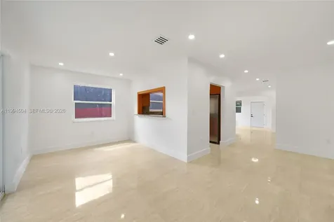 1239 SW 22nd Avenue Miami FL 33135