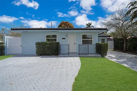 1239 SW 22nd Avenue Miami FL 33135