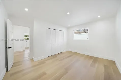 1239 SW 22nd Avenue Miami FL 33135