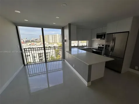 17021 N Bay Road Sunny Isles Beach FL 33160