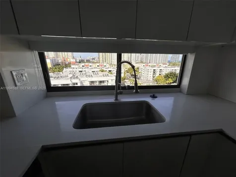 17021 N Bay Road Sunny Isles Beach FL 33160