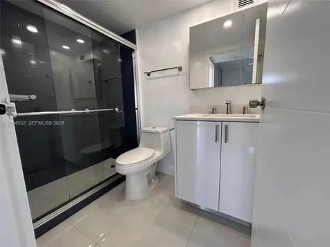 17021 N Bay Road Sunny Isles Beach FL 33160