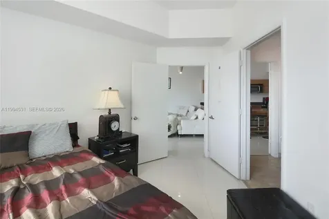 350 S Miami Avenue Miami FL 33130