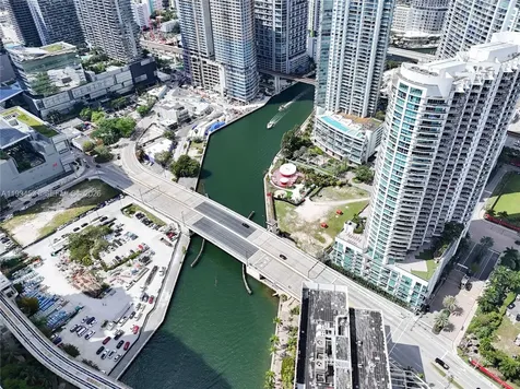 350 S Miami Avenue Miami FL 33130