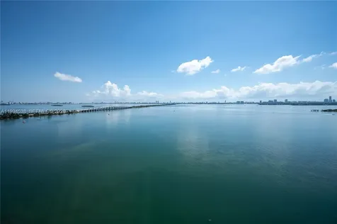 Miami FL 33137