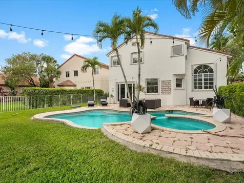 1607 SW 157th Avenue Pembroke Pines FL 33027