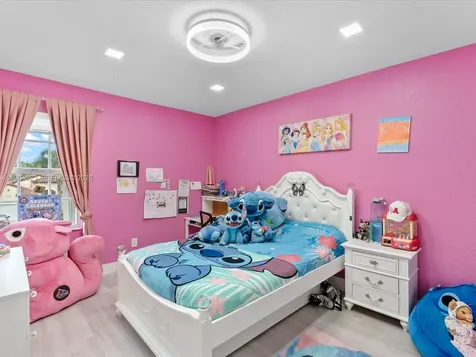 1607 SW 157th Avenue Pembroke Pines FL 33027