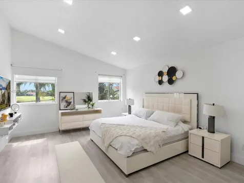 1607 SW 157th Avenue Pembroke Pines FL 33027