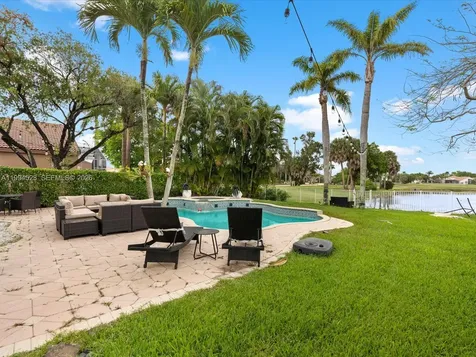 1607 SW 157th Avenue Pembroke Pines FL 33027