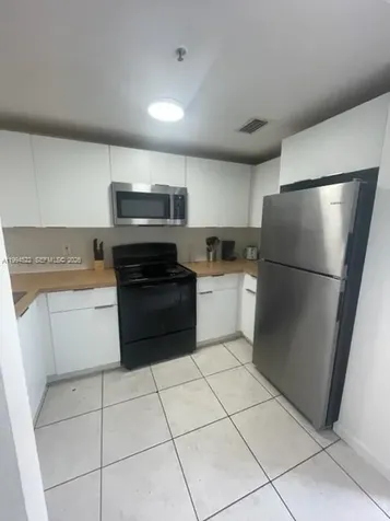 328 NW 12th Avenue Miami FL 33128