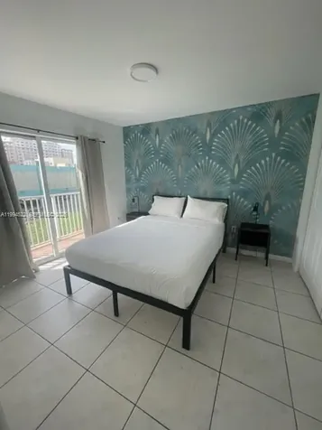 328 NW 12th Avenue Miami FL 33128