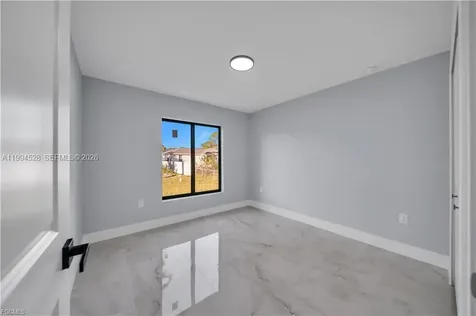 2806 Vera Avenue S Lehigh Acres FL 33976